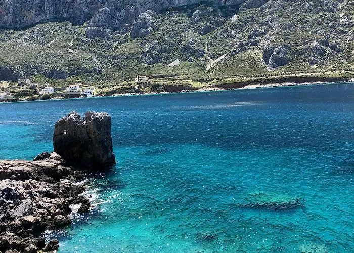 Konukevi Kastri Emborios